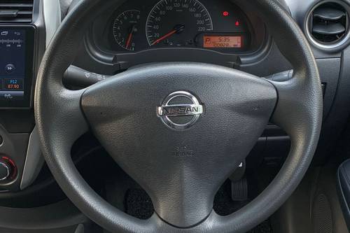 2017 Nissan Almera 1.5L E AT Terpakai