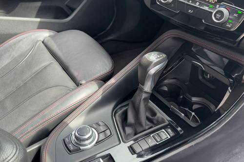 2016 BMW X1 sDrive20i Sport Terpakai