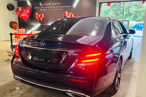 2018 Mercedes Benz E-Class Saloon E200 2.0 Terpakai