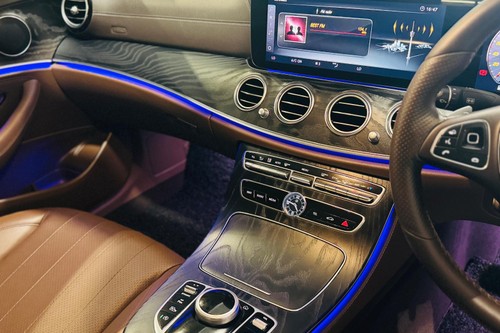 2018 Mercedes Benz E-Class Saloon E200 2.0 Terpakai