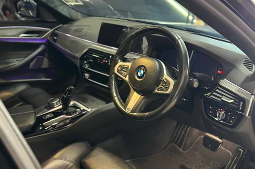 Used 2019 BMW 5 Series Sedan 530i M Sport