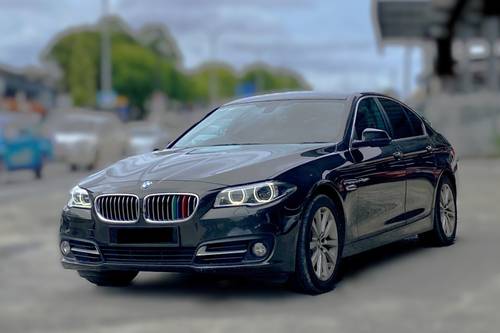 2015 BMW 5 Series Sedan 520i Terpakai