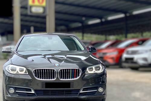 2015 BMW 5 Series Sedan 520i Terpakai