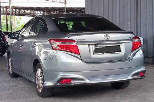 Old 2015 Toyota Vios 1.5G AT