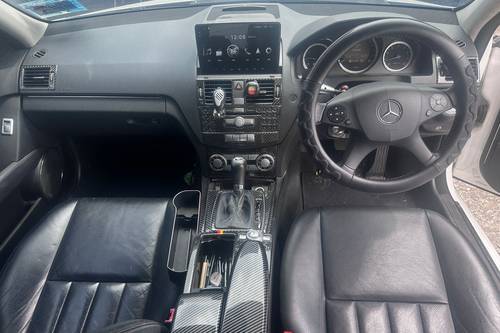 2011 Mercedes Benz C-Class Saloon C200 1.8 Terpakai