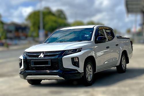 2019 Mitsubishi Triton Quest MT 4x2 Terpakai