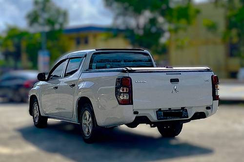 2019 Mitsubishi Triton Quest MT 4x2 Terpakai
