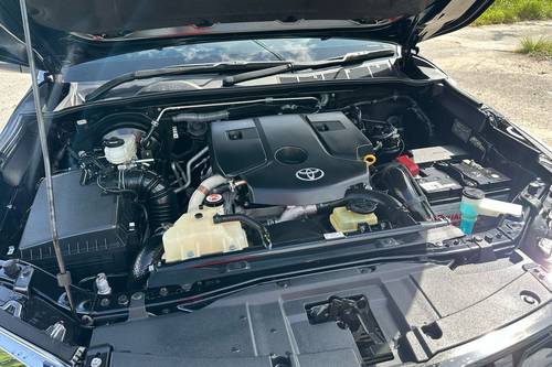 2022 Toyota Fortuner 2.4L AT 4x4 Terpakai