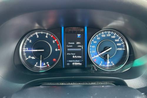 2022 Toyota Fortuner 2.4L AT 4x4 Terpakai