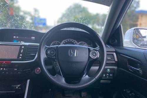 2017 Honda Accord 2.0 VTi-L Terpakai