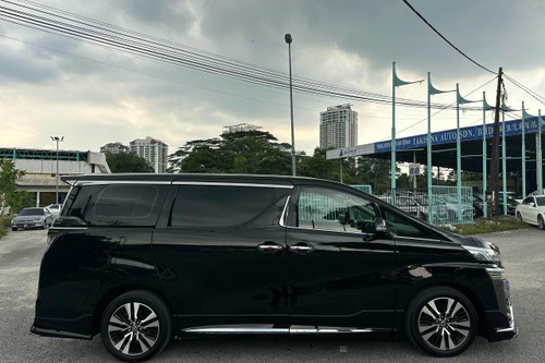 2018 Toyota Vellfire 2.5L Terpakai
