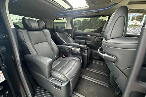 2018 Toyota Vellfire 2.5L Terpakai