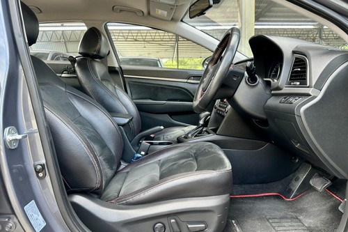 2017 Hyundai Elantra 2.0L Dynamic Terpakai