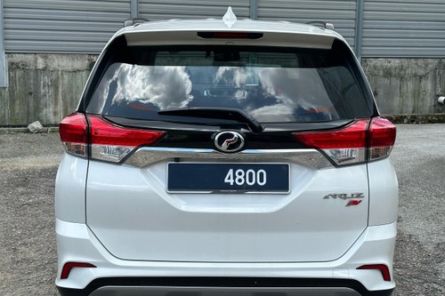 Old 2019 Perodua Aruz 1.5AV