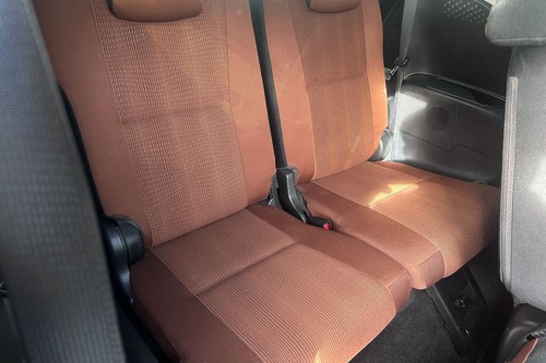 2017 Toyota Sienta 1.5 V AT Terpakai