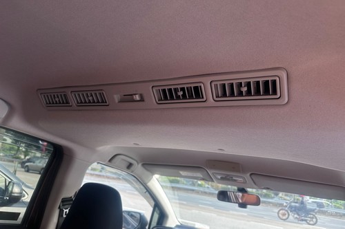 2017 Toyota Sienta 1.5 V AT Terpakai