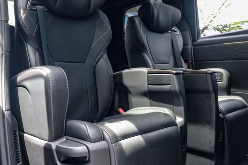 Used 2023 Toyota Vellfire 2.4T Premium