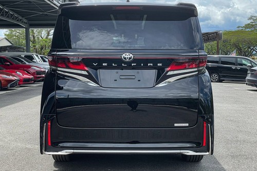 Second hand 2023 Toyota Vellfire 2.4T Premium 