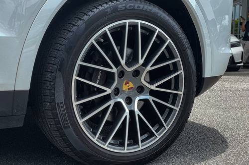2020 Porsche Cayenne S Terpakai