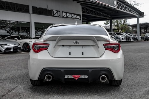 Old 2020 Toyota 86 AT