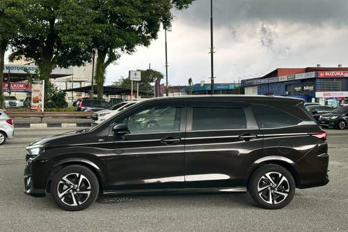 2023 Perodua Alza 1.5L AV Terpakai