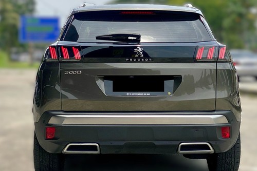 Old 2023 Peugeot 3008 Allure