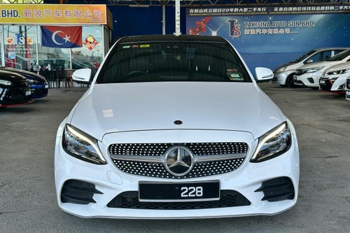 2018 Mercedes Benz C-Class Saloon C300 2.0 AMG  lama