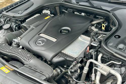 2019 Mercedes Benz E-Class Saloon E200 2.0 Terpakai