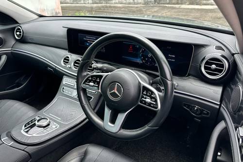 2019 Mercedes Benz E-Class Saloon E200 2.0 Terpakai