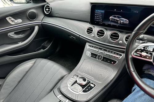 2019 Mercedes Benz E-Class Saloon E200 2.0 Terpakai