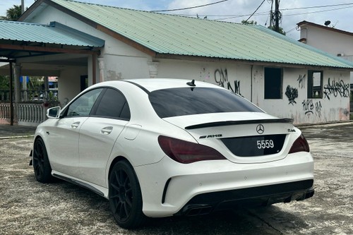 2015 Mercedes Benz CLA-Class Coupe 45 AMG 4MATIC Terpakai