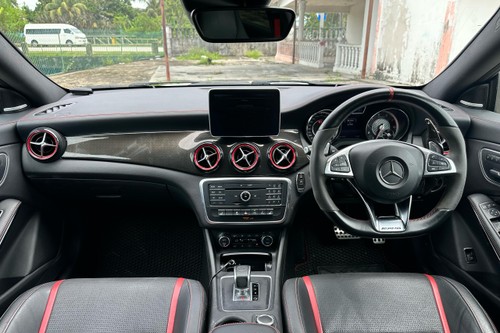 2015 Mercedes Benz CLA-Class Coupe 45 AMG 4MATIC Terpakai