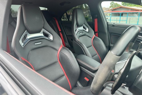 2015 Mercedes Benz CLA-Class Coupe 45 AMG 4MATIC Terpakai