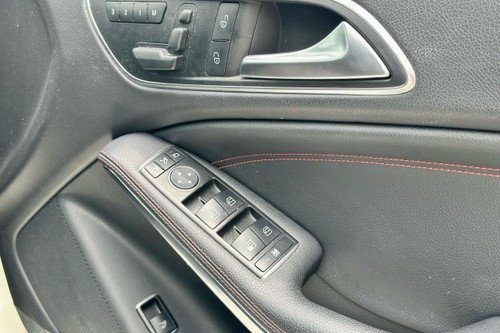 2015 Mercedes Benz CLA-Class Coupe 45 AMG 4MATIC Terpakai