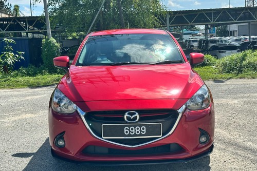 Second hand 2016 Mazda 2 Hatchback 1.5L LED 