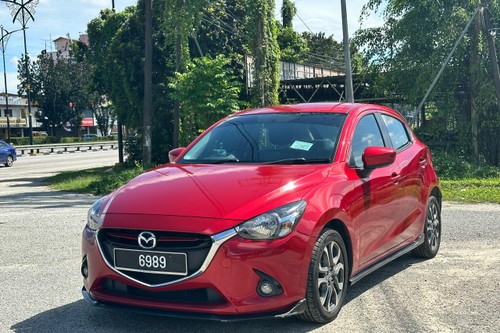 Old 2016 Mazda 2 Hatchback 1.5L LED