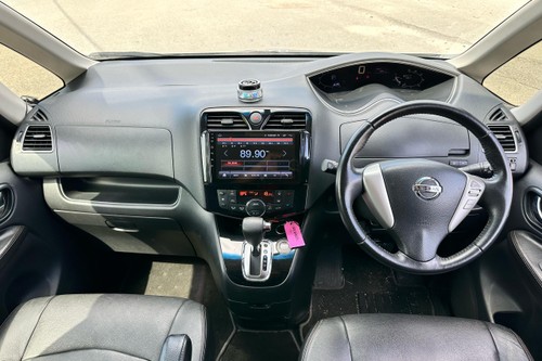 2016 Nissan Serena 2.0L Terpakai