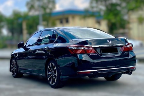 Second hand 2017 Honda Accord 2.0 VTi-L 