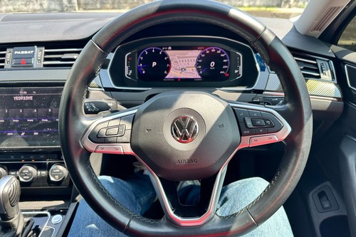 2022 Volkswagen Passat 2.0TSI Elegance Terpakai