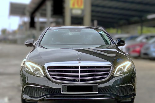 2017 Mercedes Benz E-Class Saloon E 350 e AMG Line Terpakai