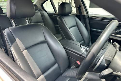 Used 2015 BMW 5 Series Sedan 520i