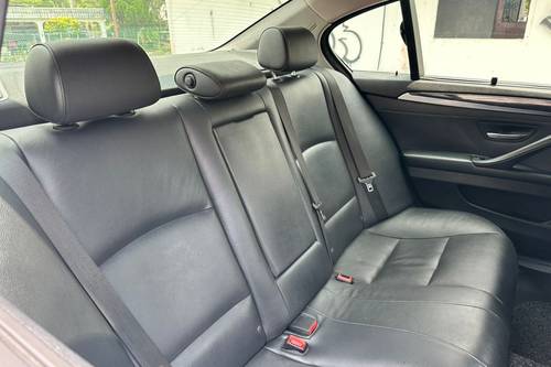 Used 2015 BMW 5 Series Sedan 520i