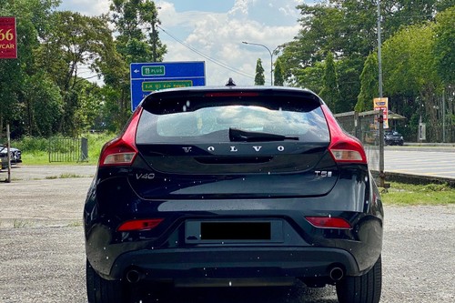 Second hand 2017 Volvo V40 T5 