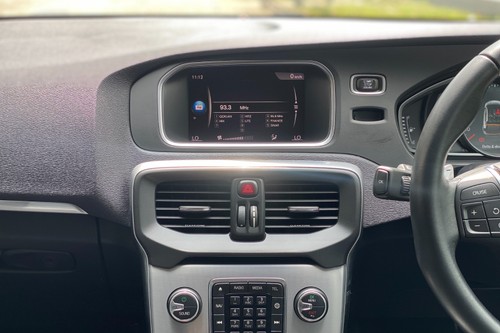 Used 2017 Volvo V40 T5