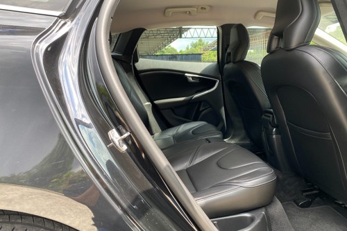 Used 2017 Volvo V40 T5