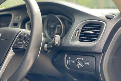 Used 2017 Volvo V40 T5