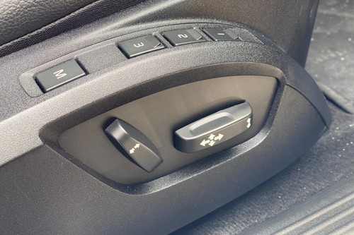 Used 2017 Volvo V40 T5