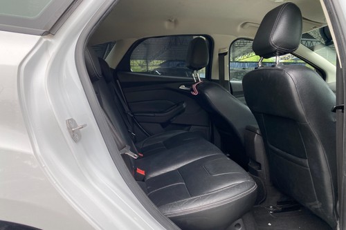 2015 Ford Focus Trend Terpakai