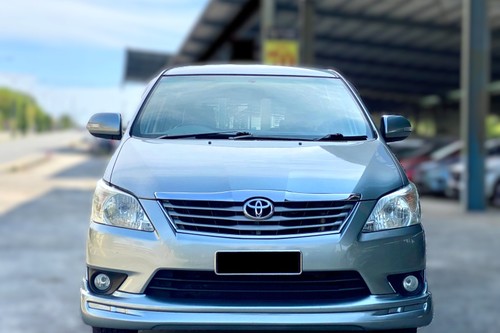 2012 Toyota Innova 2.0 G AT Terpakai