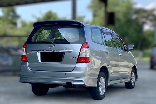 2012 Toyota Innova 2.0 G AT Terpakai